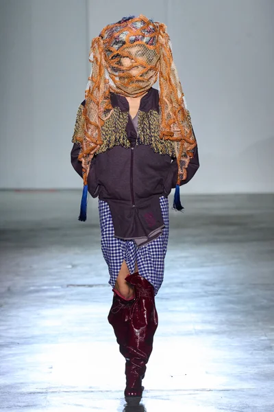 Look 8